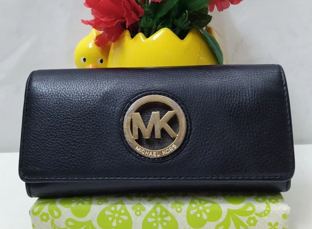 Michael Kors Black Leather Credit Card Bifold Leather Wallet